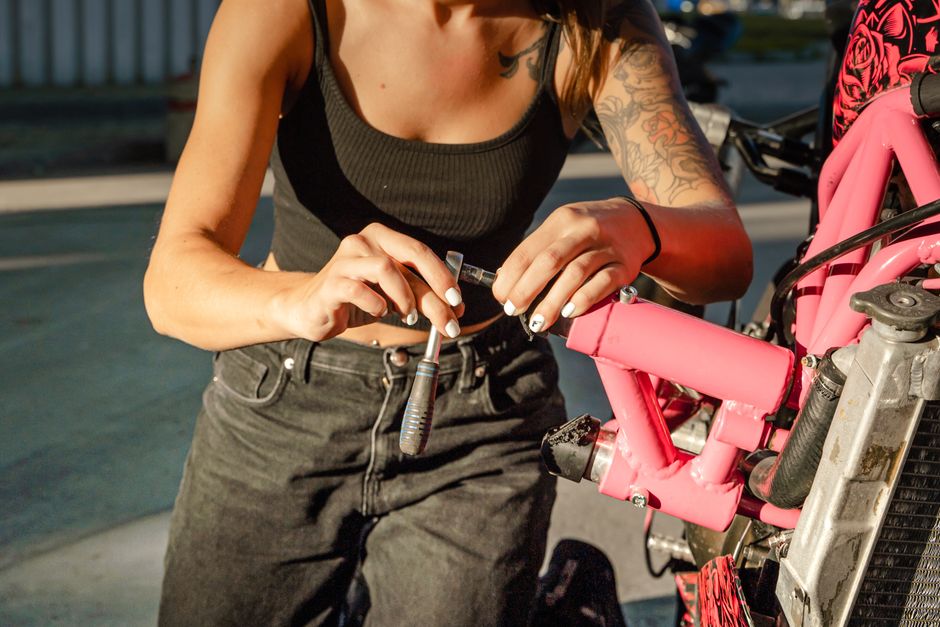 E-Bike Repairs: When to DIY vs Call a Pro