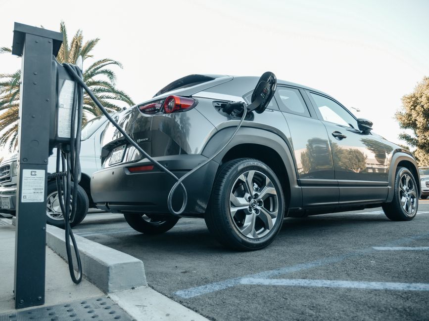 How to Save Money on EV Charging: Smart Strategies That Slash Your Electricity Bill