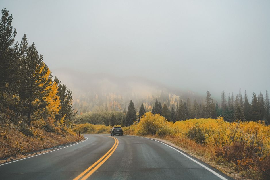 The Seasonal Road Trip Preparation Guide: How to Adapt Your Gear for Spring, Summer, Fall, and Winter
